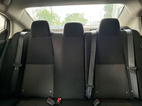 Used 2025 Nissan Sentra SV image 38