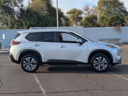 Certified 2023 Nissan Rogue SV image 7