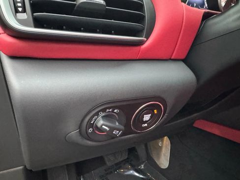 Used 2022 Maserati Levante GT image 30