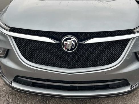 Used 2023 Buick Enclave Essence w/ Experience Buick Package FWD image 8