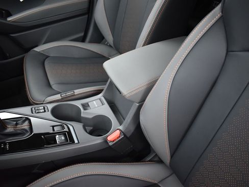 New 2025 Subaru Crosstrek 2.5i Limited image 12