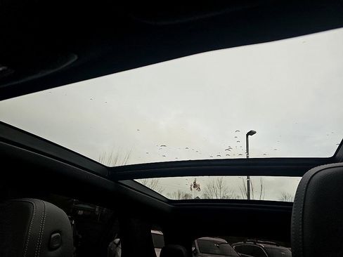 Used 2023 Mercedes-Benz GLE 350 image 31