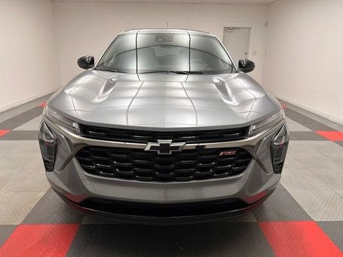 New 2026 Chevrolet Trax RS w/ Driver Confidence Package FWD image 2