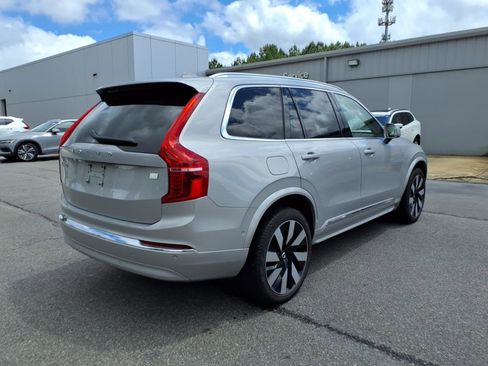 Used 2024 Volvo XC90 T8 Ultimate image 30