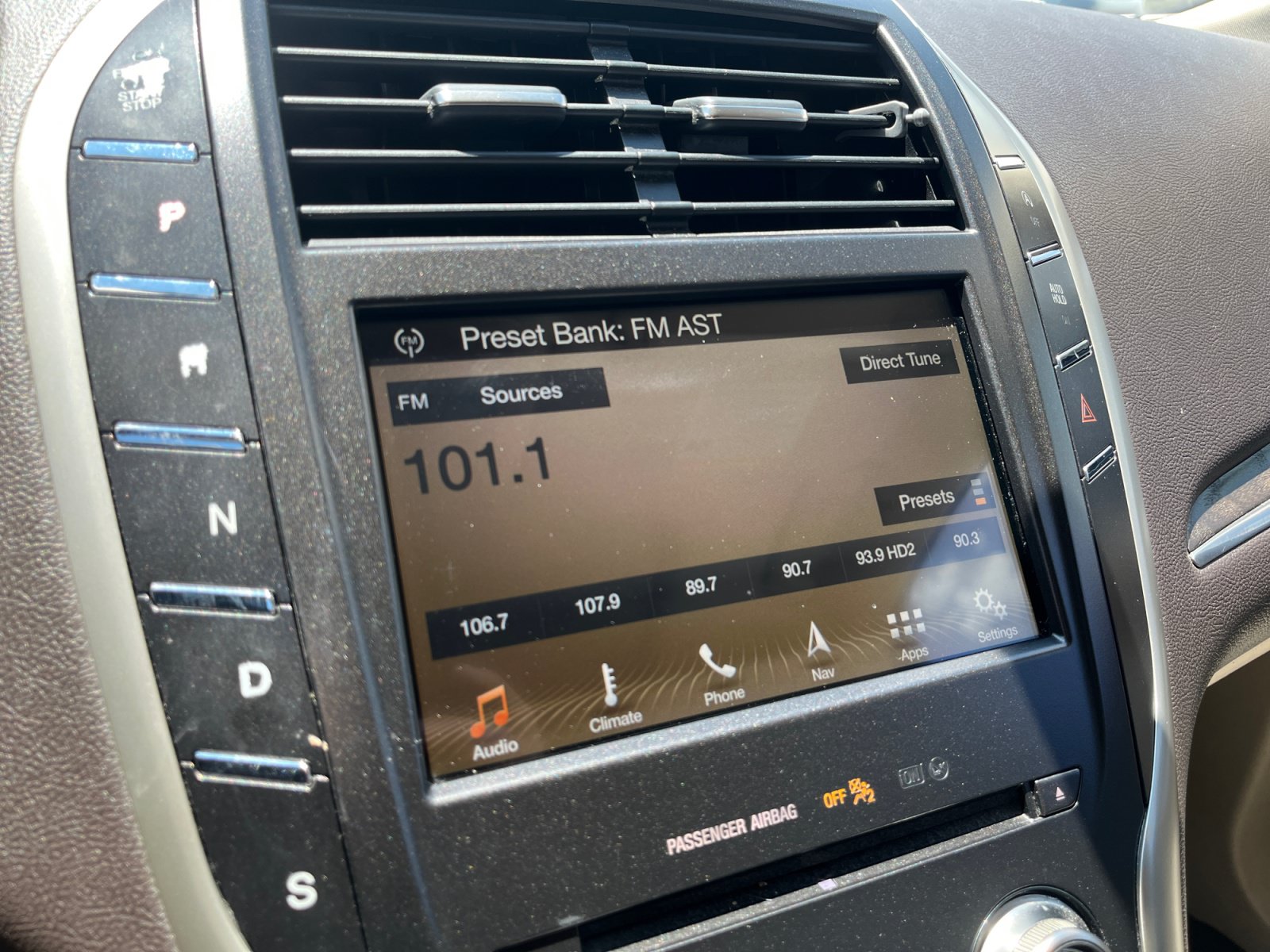 Used 2019 Lincoln MKC Reserve FWD image 22