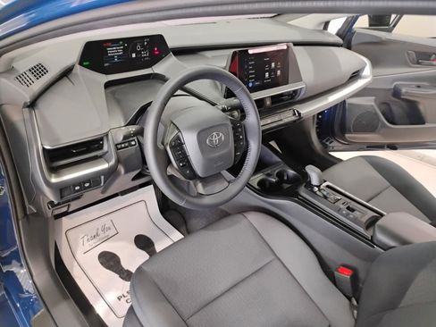 Used 2026 Toyota Prius LE image 14