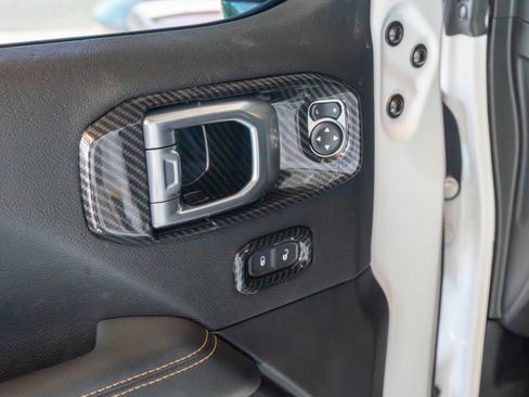 Used 2024 Jeep Wrangler Unlimited Rubicon 392 AWD/4WD image 21