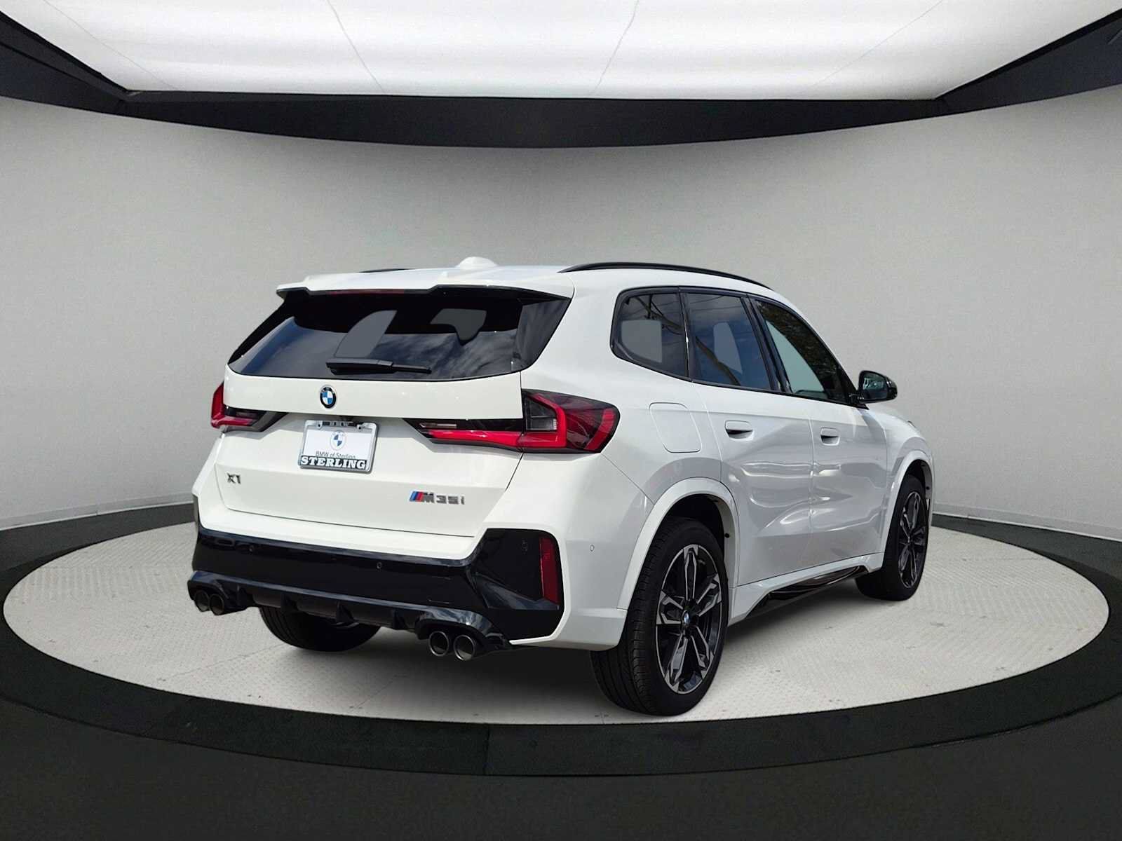 Used 2025 BMW X1 M35i w/ Shadowloine Package AWD/4WD image 8