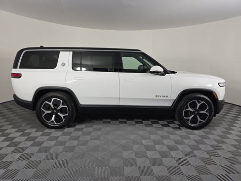 Used 2024 Rivian R1S Adventure AWD/4WD image 6