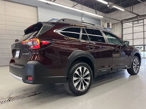 Used 2023 Subaru Outback Limited image 9