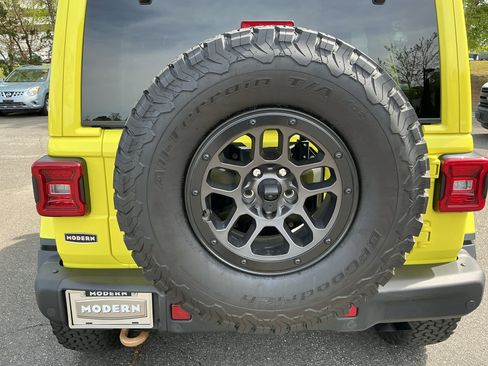 Used 2022 Jeep Wrangler Unlimited Rubicon image 9