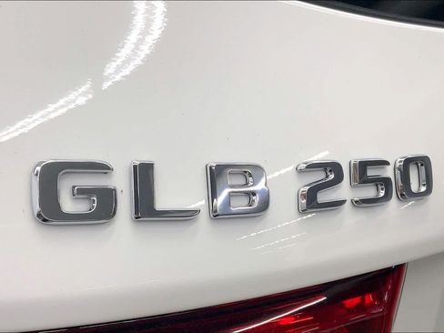 Certified 2023 Mercedes-Benz GLB 250 image 14