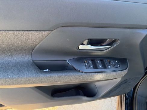 New 2026 Nissan Kicks SV w/ SV Premium Package image 17