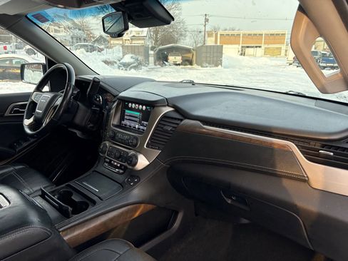 Used 2018 GMC Yukon XL Denali w/ Denali Ultimate Package image 21
