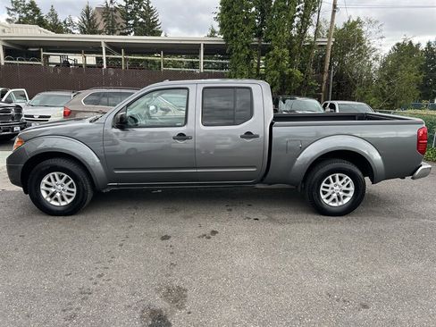 Used 2017 Nissan Frontier SV AWD/4WD image 2