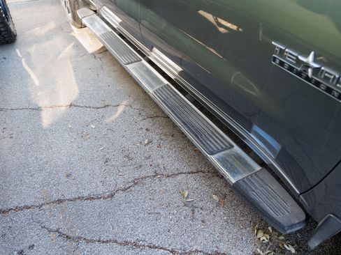 Used 2021 Chevrolet Silverado 1500 LT image 13