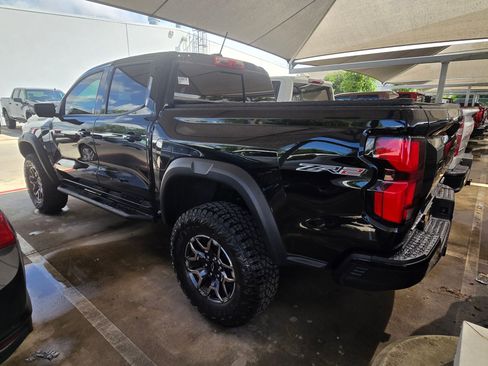 Certified 2025 Chevrolet Colorado ZR2 w/ Technology Package AWD/4WD image 7