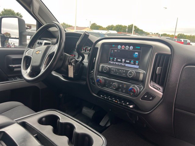 Used 2019 Chevrolet Silverado 2500 LT w/ LT Convenience Package AWD/4WD image 7