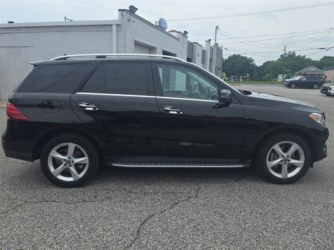Used 2018 Mercedes-Benz GLE 350 4MATIC image 9