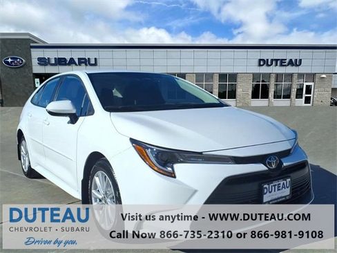 Used 2025 Toyota Corolla LE image 1