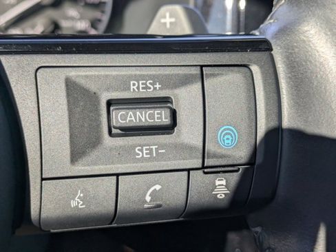 Used 2023 Nissan Pathfinder SL w/ SL Premium Package image 22