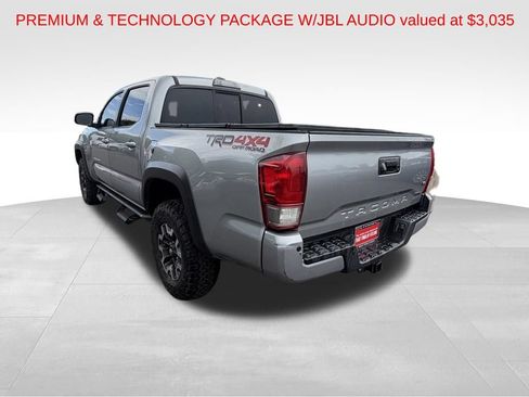 Used 2016 Toyota Tacoma TRD Off-Road AWD/4WD image 6
