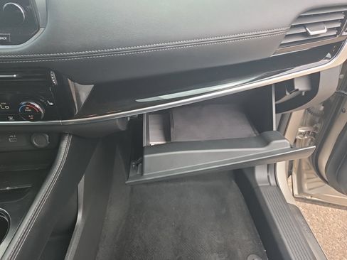 Used 2023 Nissan Rogue SL w/ SL Premium Package FWD image 44