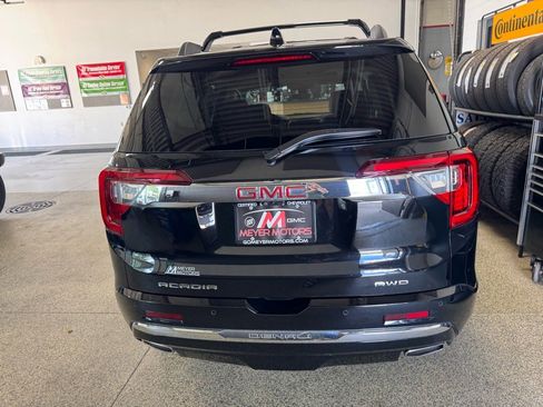 Used 2023 GMC Acadia Denali w/ Denali Ultimate Package image 6