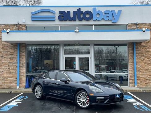 Used 2017 Porsche Panamera Turbo w/ Sport Chrono Package image 8