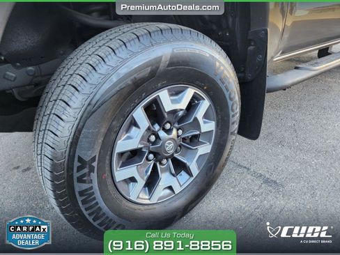 Used 2014 Toyota Tacoma PreRunner image 8