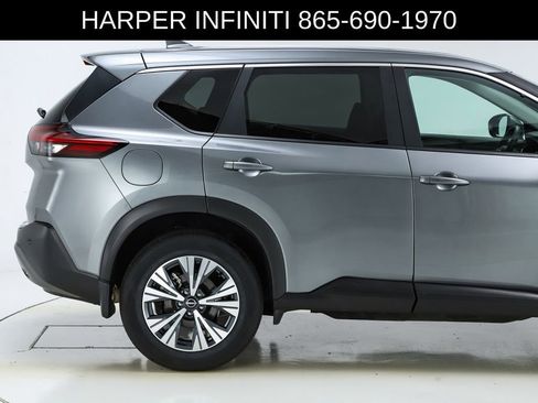 Used 2023 Nissan Rogue SV image 12