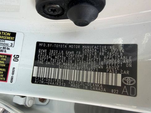 Used 2015 Toyota Corolla LE FWD image 15