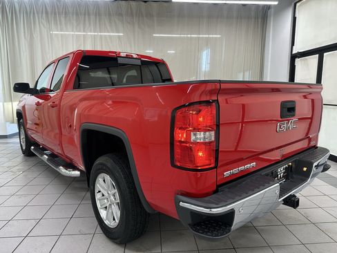 Used 2018 GMC Sierra 1500 SLE w/ SLE Value Package AWD/4WD image 9
