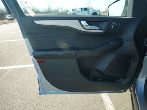 Used 2022 Ford Escape SEL w/ Technology Package image 14