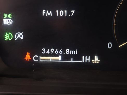 Used 2021 Lincoln Corsair Reserve w/ Equipment Group 201A image 17