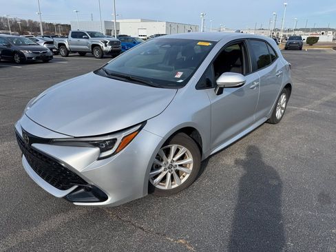 Certified 2025 Toyota Corolla SE image 5