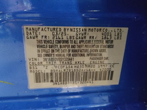 Used 2025 Nissan Sentra SR FWD image 33