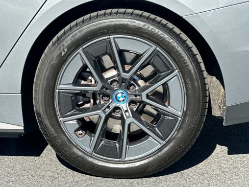 Certified 2023 BMW i4 eDrive40 w/ Premium Package RWD image 37