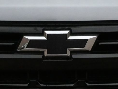 Used 2024 Chevrolet Silverado 1500 LT Trail Boss image 8