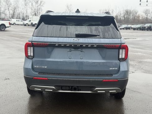 New 2026 Ford Explorer Active w/ Active Comfort Package image 3