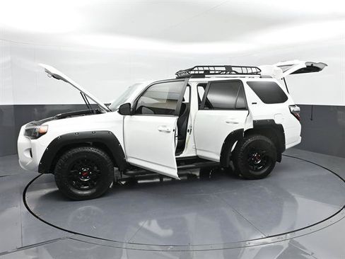 Certified 2022 Toyota 4Runner SR5 Premium w/ Moonroof Package RWD image 50