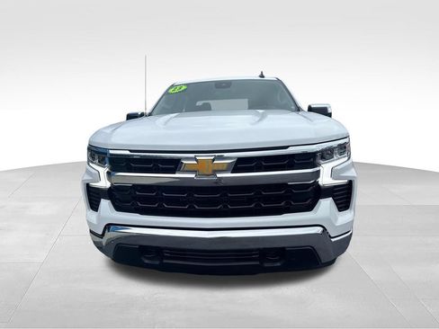 Used 2023 Chevrolet Silverado 1500 LT AWD/4WD image 9
