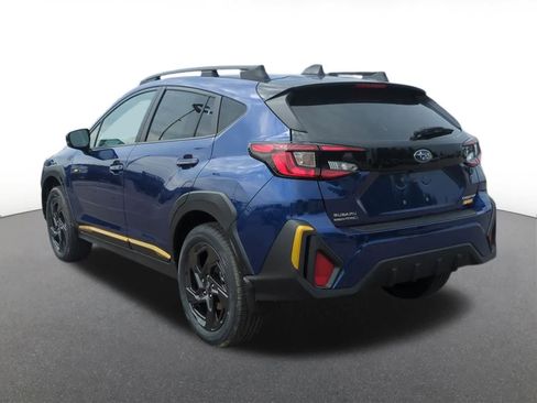 Used 2025 Subaru Crosstrek 2.5i Sport AWD/4WD image 4