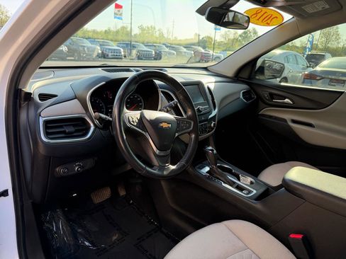 Used 2018 Chevrolet Equinox LT image 14