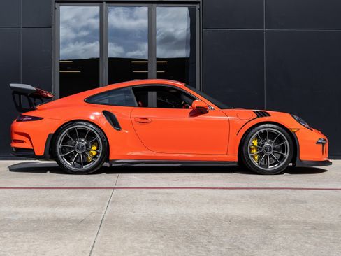 Certified 2016 Porsche 911 GT3 RS image 12