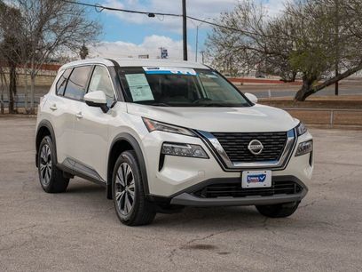 Used 2021 Nissan Rogue SV
