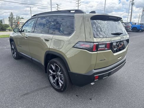 New 2026 Jeep Cherokee Overland w/ Advanced Pro Tech Group AWD/4WD image 6