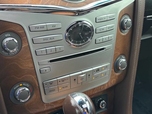 Used 2016 INFINITI QX80 Limited image 23