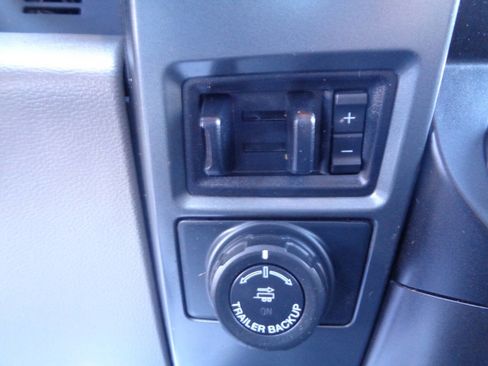 Used 2022 Ford F450 XLT w/ XLT Value Package image 48