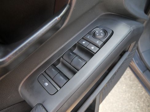 Certified 2024 Toyota Tacoma SR5 AWD/4WD image 20
